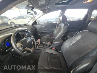 2011 Hyundai Elantra Touring SE Wagon – miniatura 7