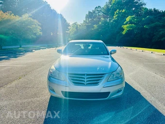 2011 Hyundai Genesis 3.8 Sedan – miniatura 2