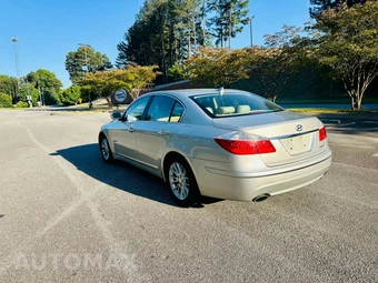2011 Hyundai Genesis 3.8 Sedan – miniatura 6
