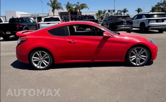 2011 Hyundai Genesis Coupe 3.8 Track - miniatura 4