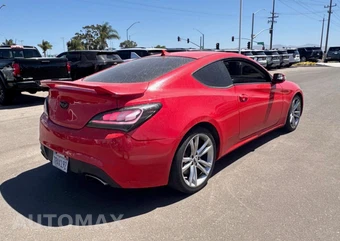 2011 Hyundai Genesis Coupe 3.8 Track - miniatura 5