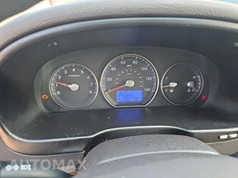 2011 Hyundai Santa Fe GLS - miniatura 9