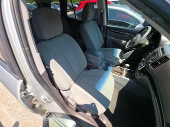 2011 Hyundai Santa Fe GLS - miniatura 8