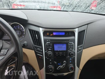 2011 Hyundai Sonata GLS - miniatura 11
