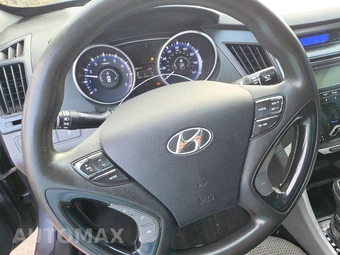 2011 Hyundai Sonata GLS – miniatura 10