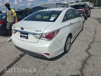 2011 Hyundai Sonata Hybrid - miniatura 4