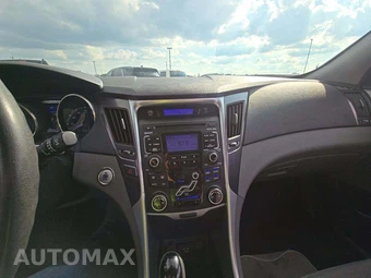 2011 Hyundai Sonata Hybrid - miniatura 7