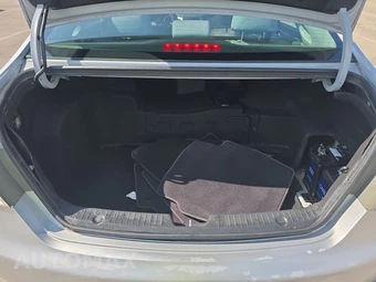 2011 Hyundai Sonata Hybrid – miniatura 16