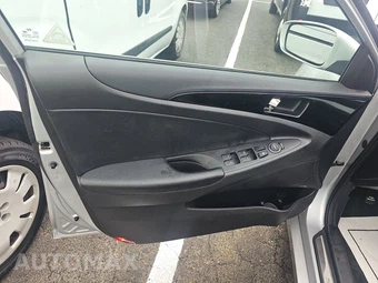 2011 Hyundai Sonata Limited - miniatura 9