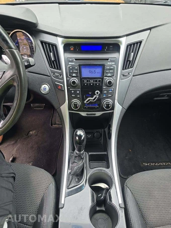 2011 Hyundai Sonata SE – miniatura 10