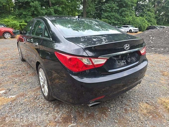 2011 Hyundai Sonata SE – miniatura 2