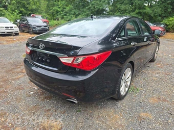 2011 Hyundai Sonata SE – miniatura 3