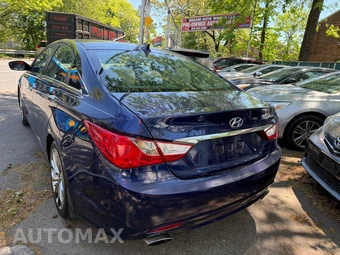 2011 Hyundai Sonata SE - miniatura 5