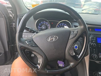 2011 Hyundai Sonata SE - miniatura 10