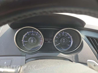 2011 Hyundai Sonata SE – miniatura 9