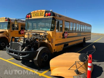2011 IC Bus 3000 CE Cab Forward — sprzedany egzemplarz sprowadzony z aukcji Manheim USA (AUTOMAX)