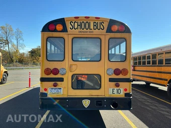 2011 IC Bus 3000 CE Cab Forward – miniatura 8