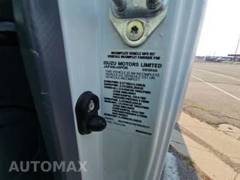 2011 Isuzu NPR Base Low Tilt – miniatura 13