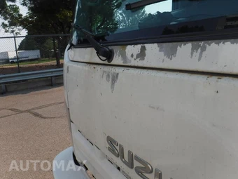 2011 Isuzu NPR Base Low Tilt – miniatura 23