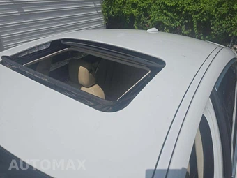 2011 Jaguar XF Portfolio - miniatura 12