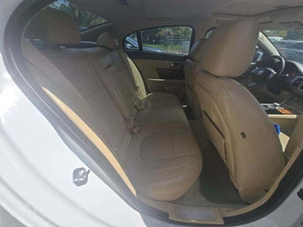2011 Jaguar XF Portfolio - miniatura 16