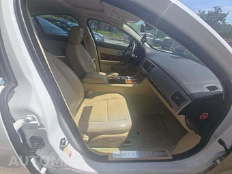 2011 Jaguar XF Portfolio - miniatura 18