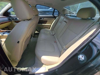 2011 Jaguar XF – miniatura 13
