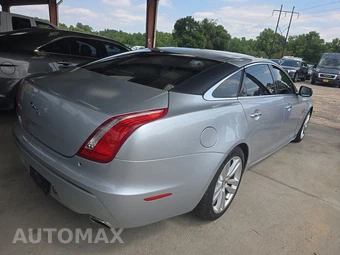 2011 Jaguar XJL - miniatura 4