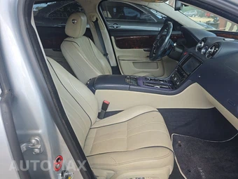 2011 Jaguar XJL - miniatura 8