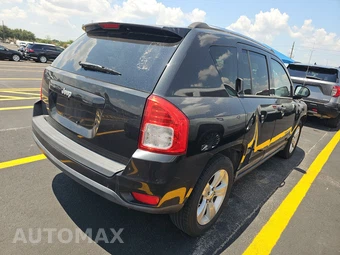 2011 Jeep Compass – miniatura 4