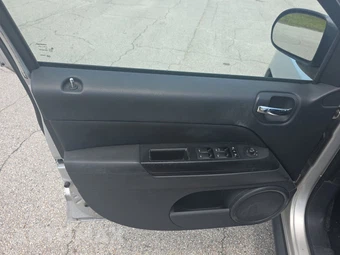 2011 Jeep Compass - miniatura 9