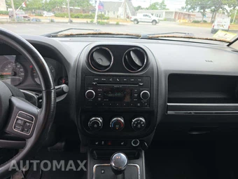 2011 Jeep Compass Latitude - miniatura 10