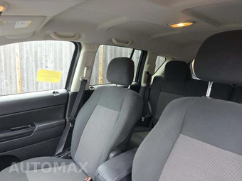 2011 Jeep Compass Latitude - miniatura 11