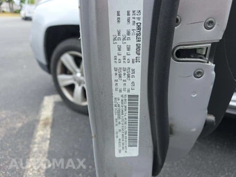 2011 Jeep Compass Latitude - miniatura 5