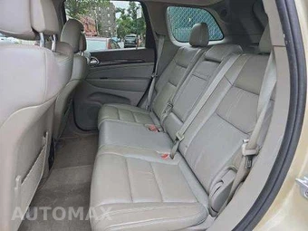 2011 Jeep Grand Cherokee Laredo - miniatura 13