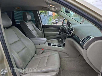 2011 Jeep Grand Cherokee Laredo - miniatura 18