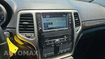 2011 Jeep Grand Cherokee Laredo – miniatura 11