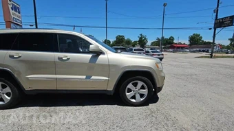 2011 Jeep Grand Cherokee Laredo – miniatura 5