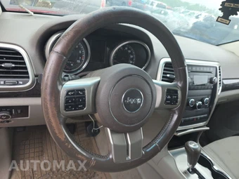2011 Jeep Grand Cherokee Laredo - miniatura 10
