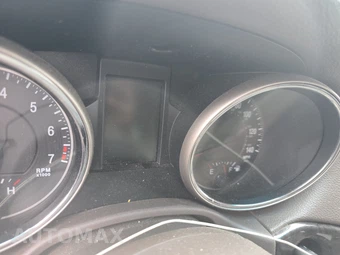 2011 Jeep Grand Cherokee Laredo - miniatura 12