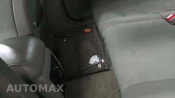 2011 Jeep Grand Cherokee Laredo - miniatura 24