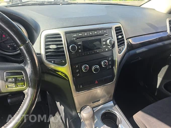 2011 Jeep Grand Cherokee Laredo – miniatura 11