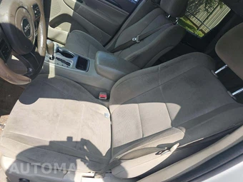 2011 Jeep Grand Cherokee Laredo – miniatura 6