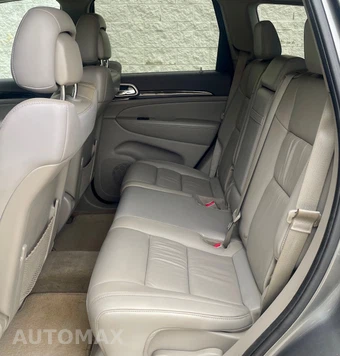 2011 Jeep Grand Cherokee Laredo - miniatura 10