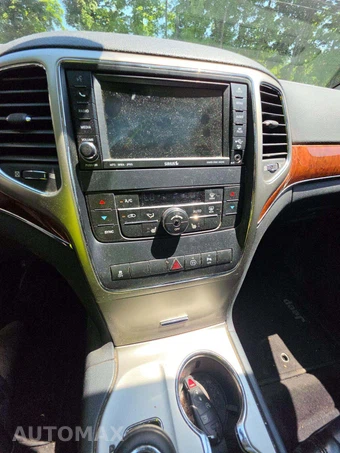 2011 Jeep Grand Cherokee Limited – miniatura 10