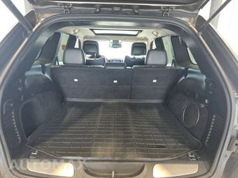 2011 Jeep Grand Cherokee Overland – miniatura 16