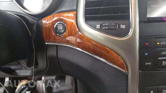 2011 Jeep Grand Cherokee Overland – miniatura 42