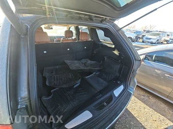 2011 Jeep Grand Cherokee Overland - miniatura 16