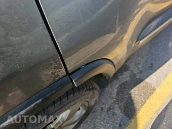 2011 Jeep Grand Cherokee Overland - miniatura 29