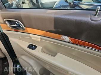 2011 Jeep Grand Cherokee Overland - miniatura 29